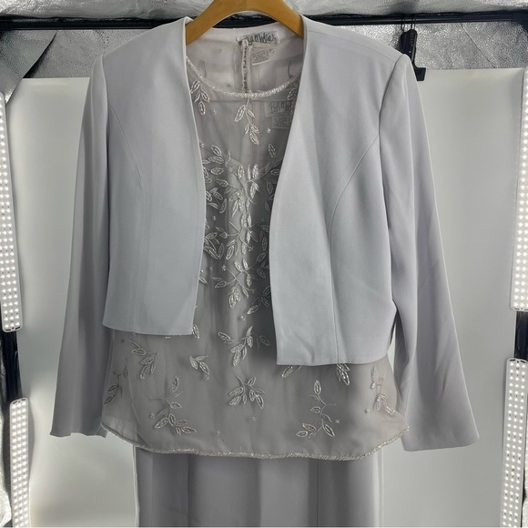Bob Mackie Light Grey 3- piece Mother of Bride/ Groom dress with Jacket Size 10 - Picture 3 of 15